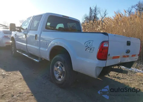2010 Ford F-250 Cabela's/Harley-Davidson/King Ranch/Lariat/Xl/Xlt from USA, damaged, VIN 1FTSW2BR7AEA54902